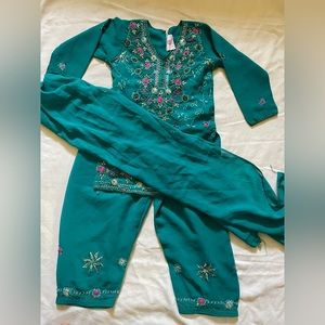 Kids Kurt’s Surawal